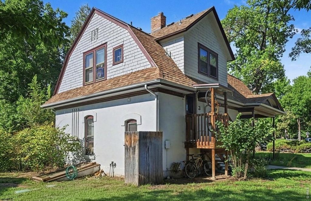 202 Peterson St