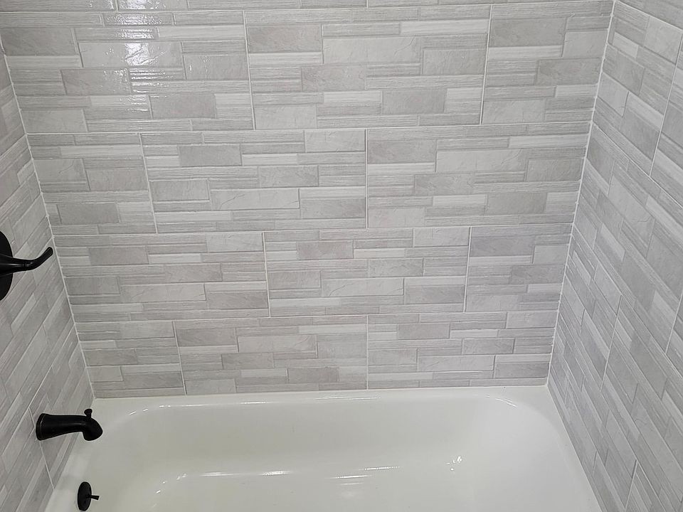 1st image of 10101 Avenue L #1