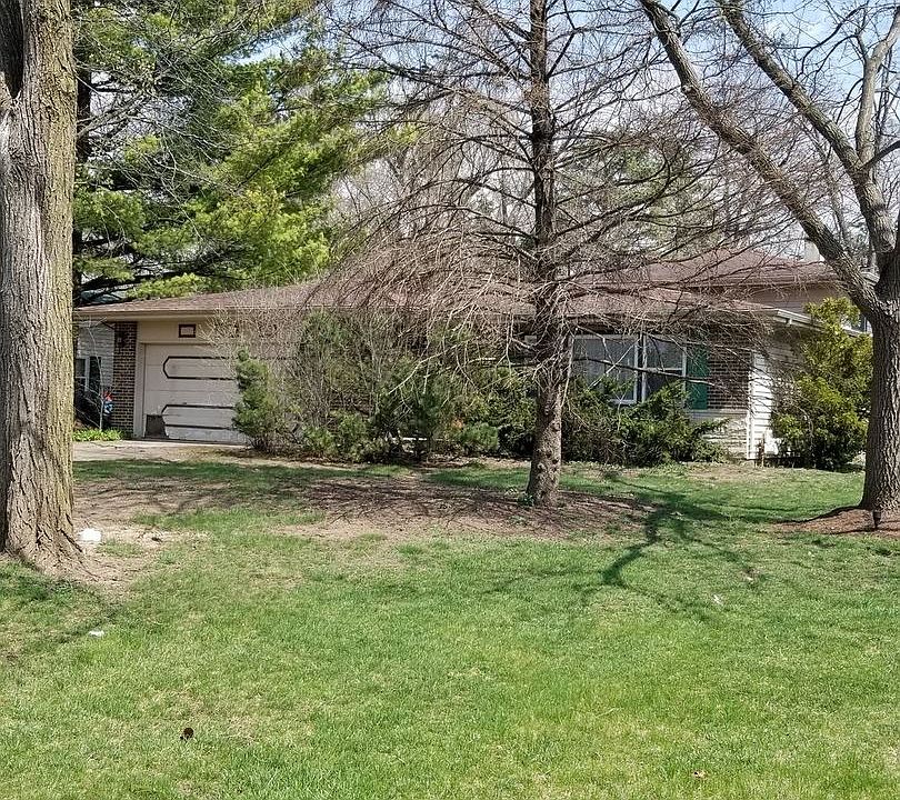 2nd image of 1007 Valewood Rd