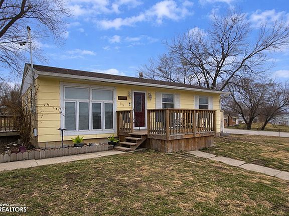 2nd image of 201 Spring St