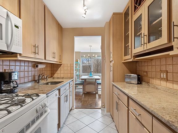 2nd image of 4525 Henry Hudson Pkwy W #312