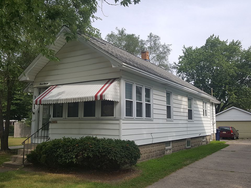 1st image of 311 W 18th St