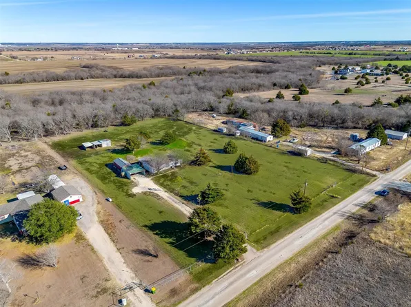 1821 Hudson Ct, Alvarado, TX 76009