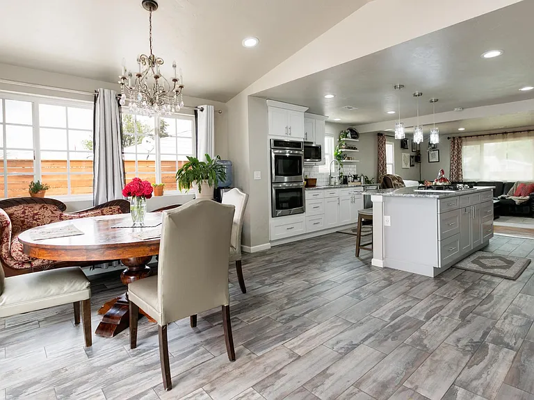 2608 N Union Blvd — Photo 14