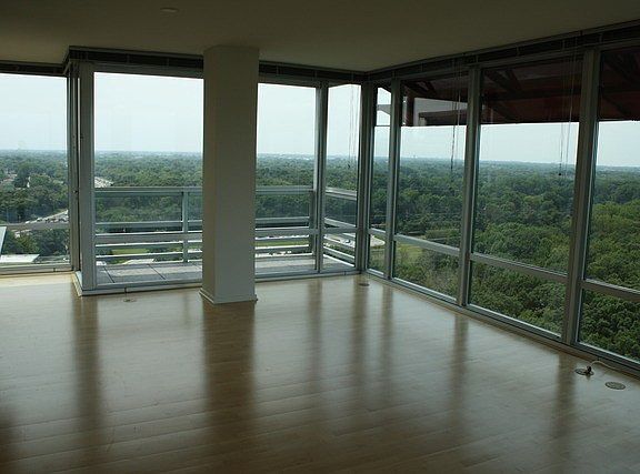 5th image of 9725 Woods Dr Unit 1801