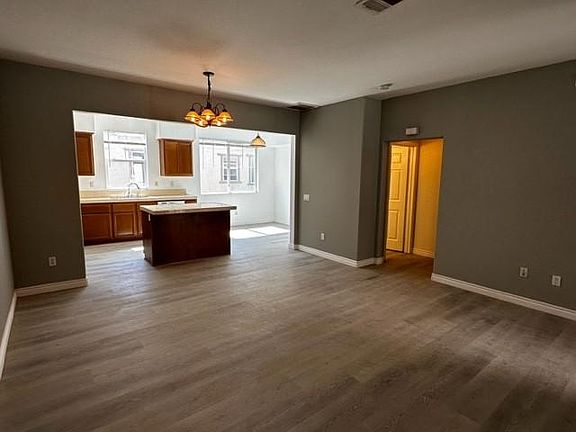 5th image of 1551 Ledgestone Ln