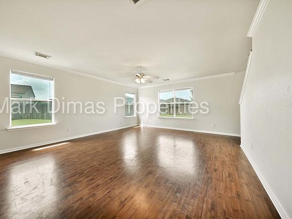 3rd image of 8107 White Arbor Ct