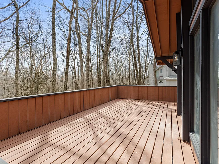 530 Maple Ridge Dr — Photo 17