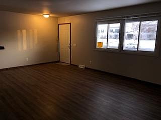 4th image of 5512 Williamsburg Way