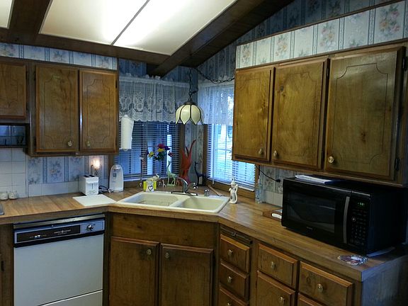 Large kitchen 