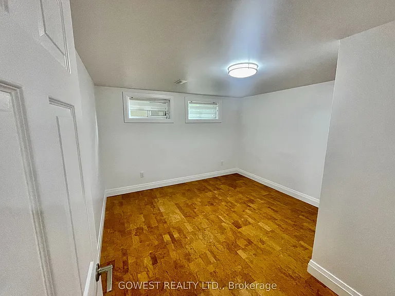 42 Briarwood Cres #LOWER — Photo 7