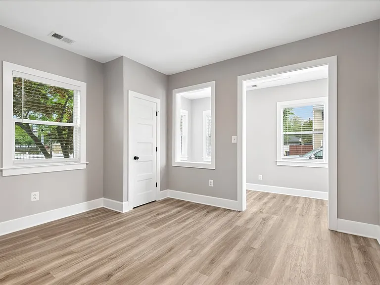 1621 Bentley Rd — Photo 6