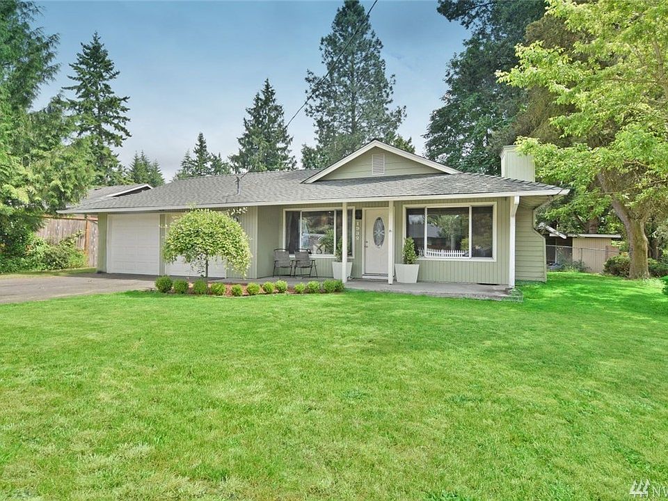 1st image of 1932 192nd Pl SW