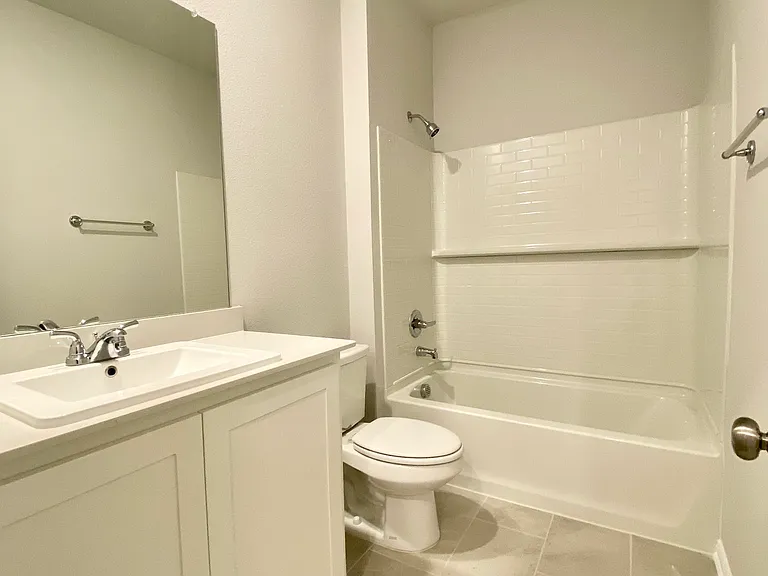 615 Metallic Tree Ln — Photo 20