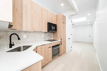 Rented by Platinum Properties