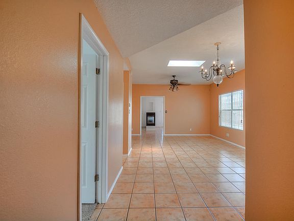 3rd image of 3808 Sunbird Dr NW