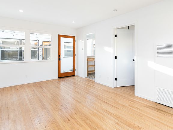 4th image of 4229 S Centinela Ave #1/2