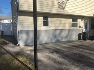 204 Wurz St FLOOR 1, Brentwood, NY 11717