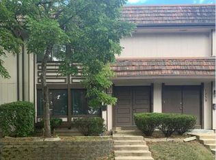 1243 San Simeon Dr, Hanover Park, IL
