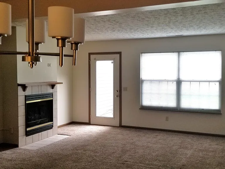 3666 Harris Ave NW — Photo 5