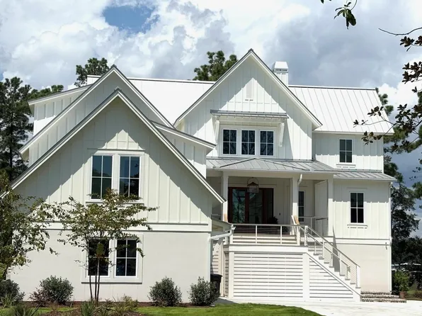 3913 Delinger Dr, Mount Pleasant, SC 29466