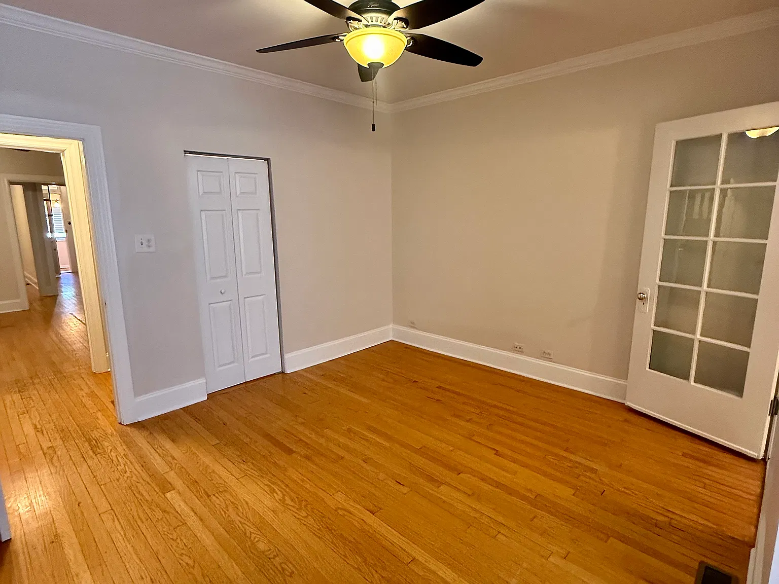 2 bed, 1050 sqft, $2,400 — Photo 3