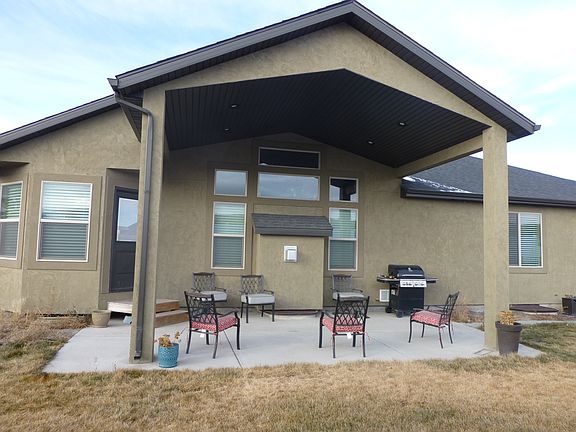 5th image of 281 Chardonnay Ln