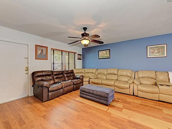 4th image of 4640 McKibben Dr
