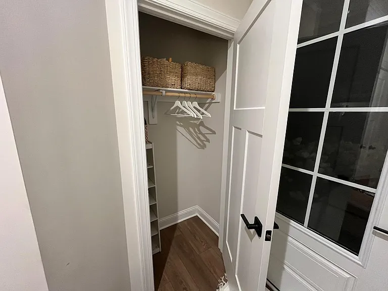 324 Bayberry Ln — Photo 12