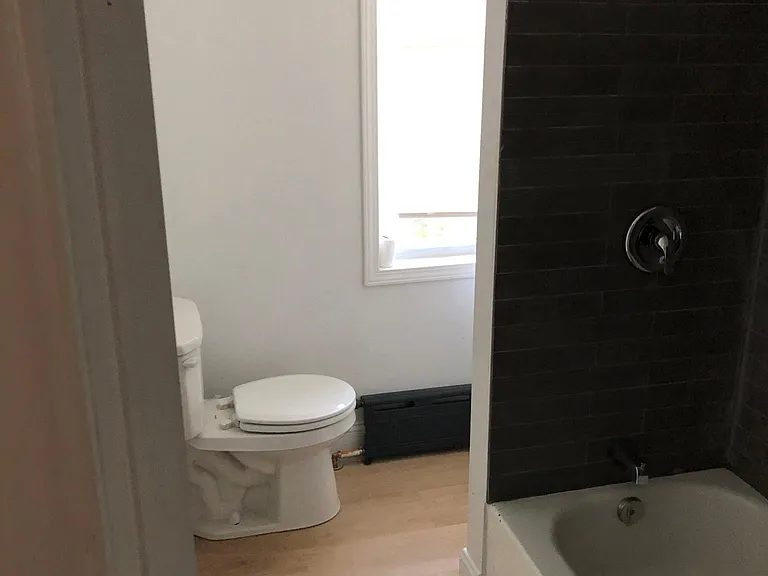 3820 N 10th St #2 — Photo 8