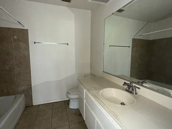 316 W Olympic Ln, Montebello, CA 90640
