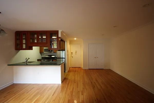 1st image of 28 W 96th St APT 2