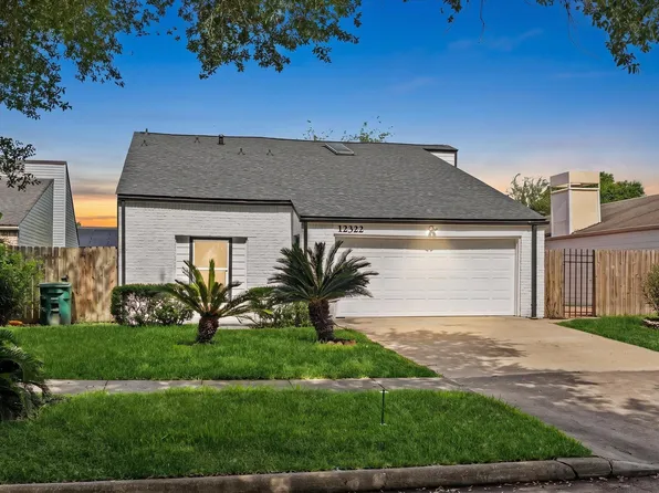 12322 Kitty Brook Dr, Houston, TX 77071