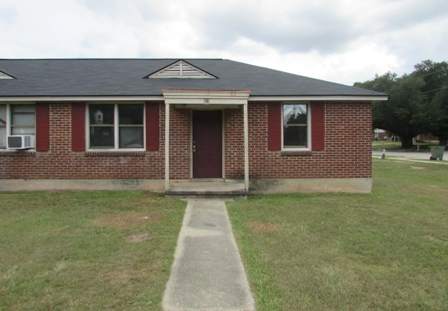 1 Dixie Drive — Photo 1