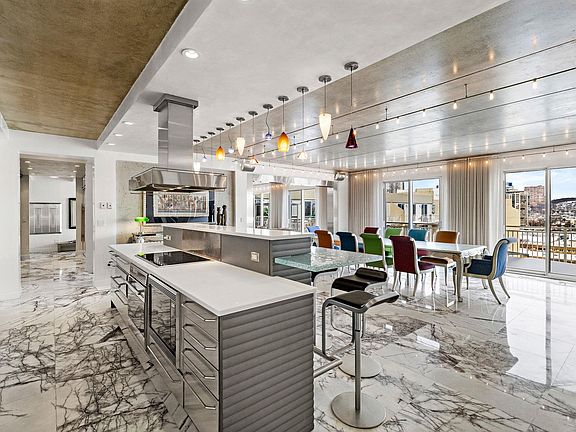 2nd image of 1055 River Rd #Penthouse 8