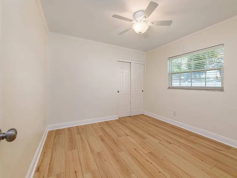 1661 Algonquin Dr — Photo 16