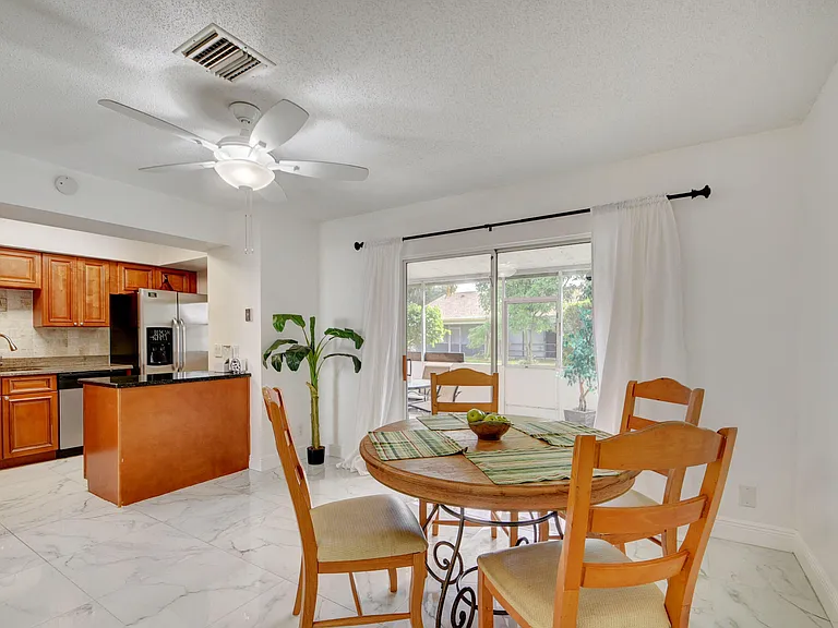 11862 Brier Patch Ct E — Photo 13
