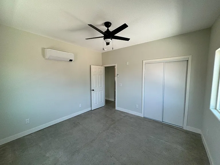 6496 Chadbourne Ave — Photo 10