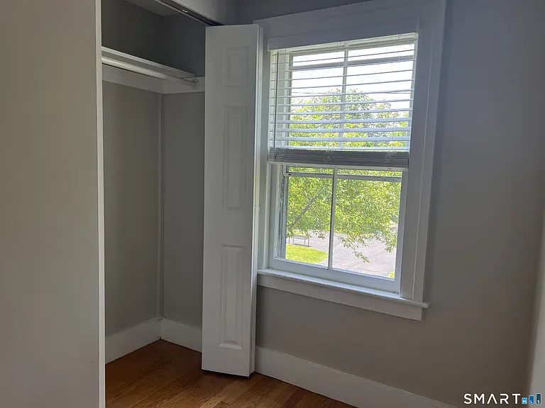 37 Pearl St #B — Photo 8