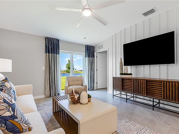 4th image of 11839 Cloverly LN