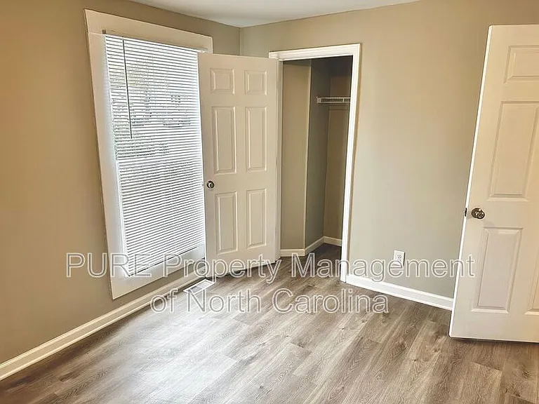 213 Irma Ave — Photo 29