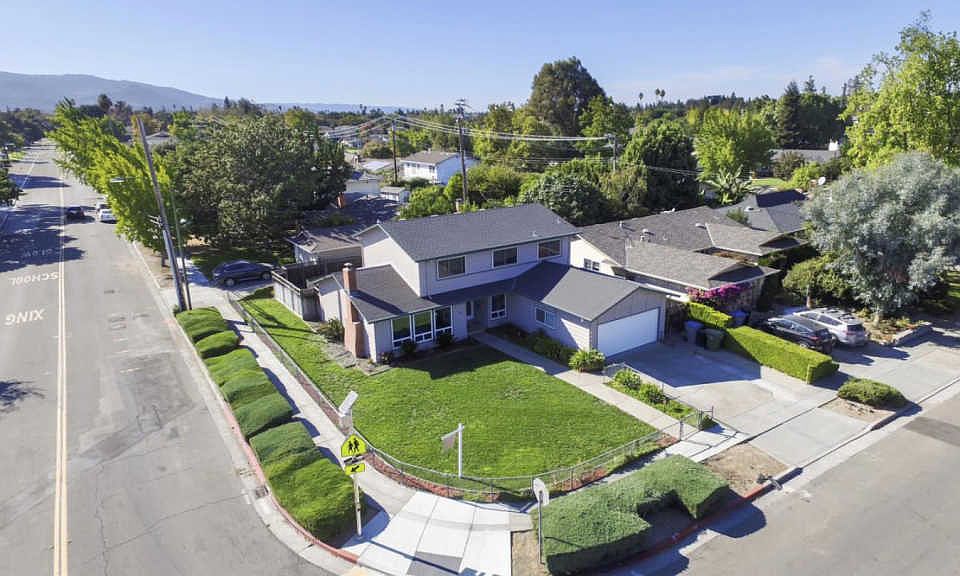 1st image of 599 Park Meadow Dr