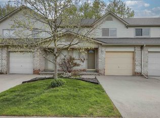 20971 Flora St, Roseville, MI 48066