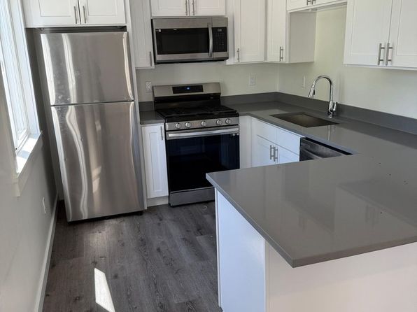 9251 Ashworth Ave N #201