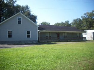 102 Buggy Whip Ln, Jesup, GA 31546