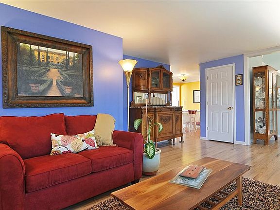 5th image of 7848 123rd Ave NE