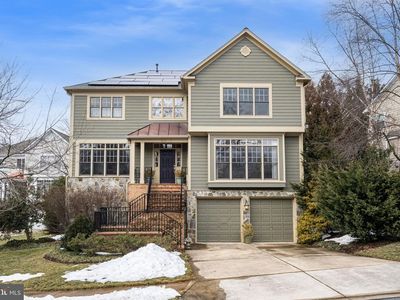 6907 30th St N, Arlington, VA, 22213