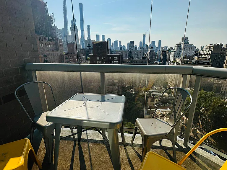 188 E 64th St #1506 — Photo 25