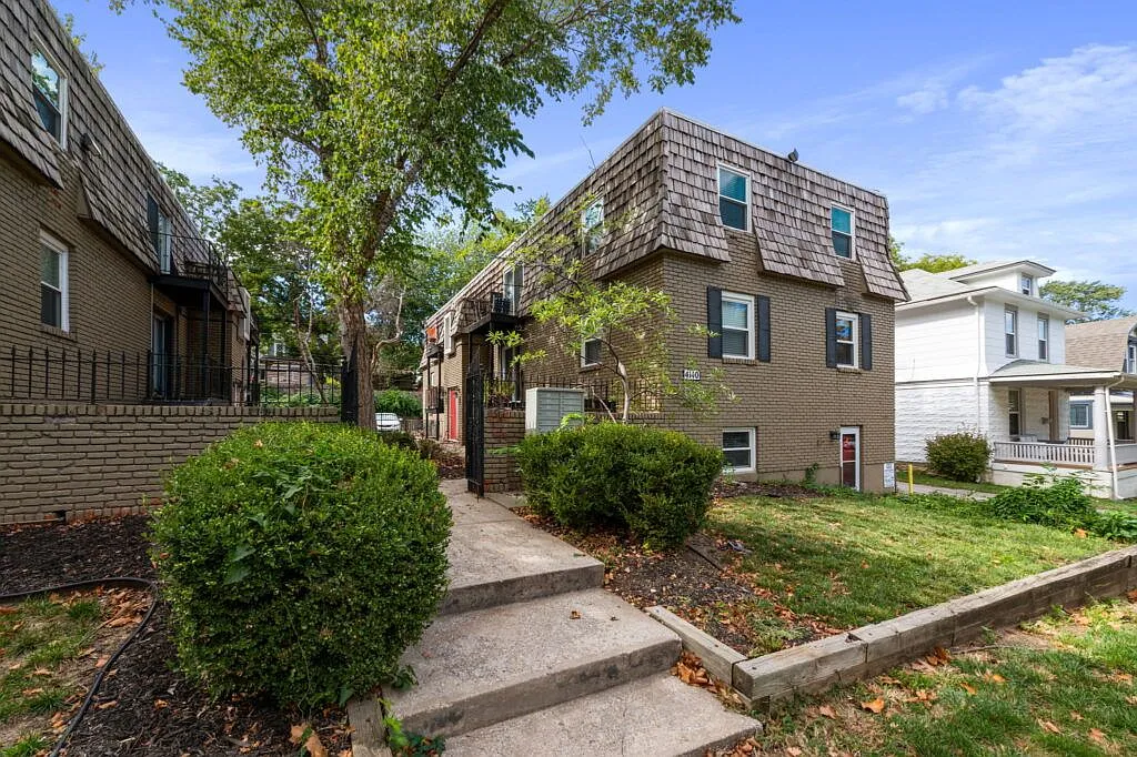 OAK ST — Photo 1