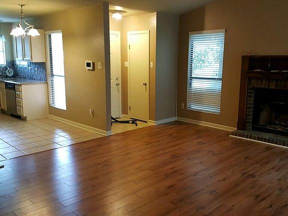 Living room/Kitchen